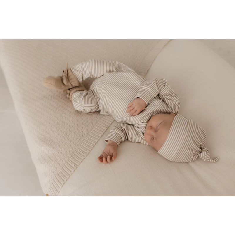 Hello little you - boxpakje streepjes zandkleur babyjongen babymeisje unisex, slofjes zand