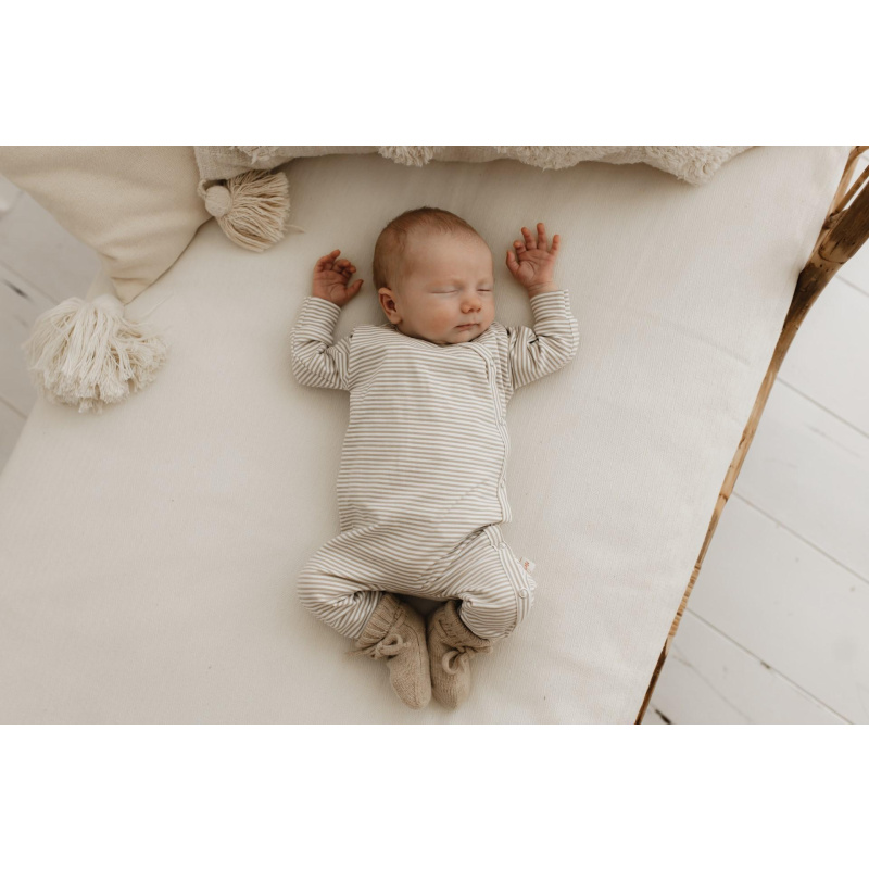 Hello little you - Boxpakje stripes sand, slofjes merino wol zand