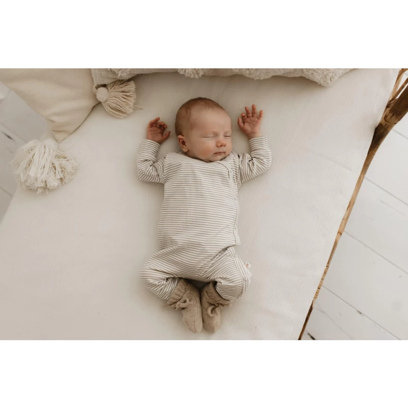 Hello little you - Boxpakje stripes sand, slofjes merino wol zand