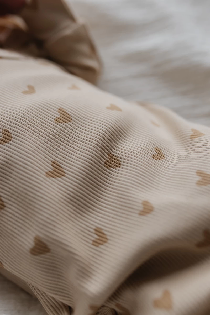 Hello little you - boxpakje ruffles hartjes, eerste outfit meisje baby