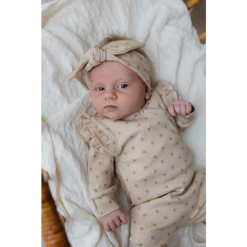 Hello little you - boxpakje ruffles rib klaverblad, cloverleaf, haarbandje, slofjes merino wol off white