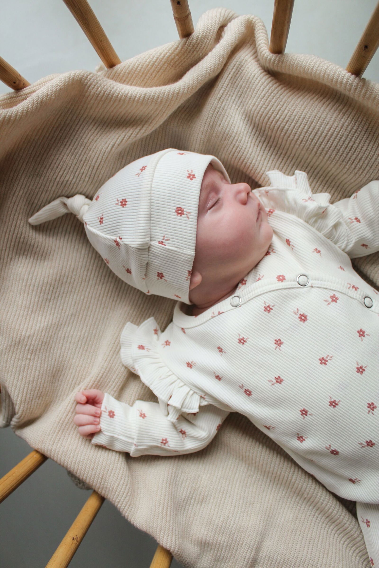 Boxpakje smalle rib petite fleur ruffle